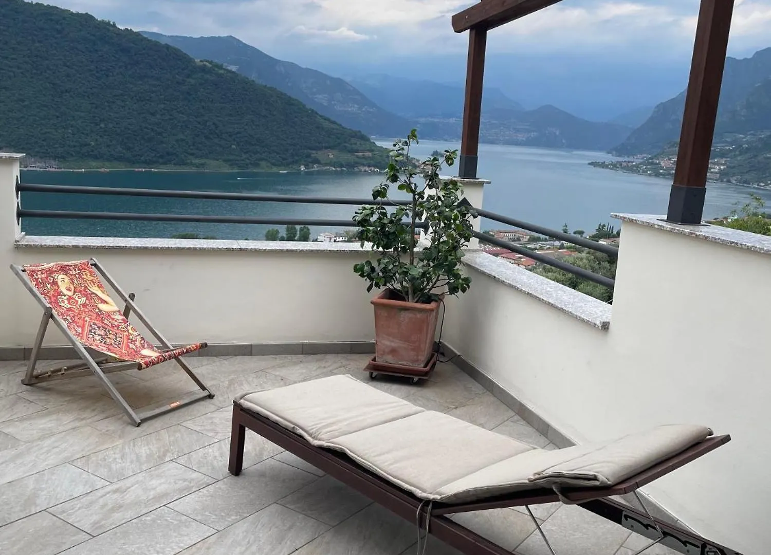 Apartamento Purple Nest Sale Marasino 0*,  Italia